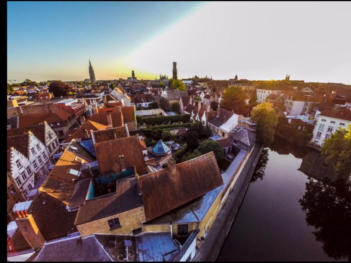 Canal Central Bruges Extérieur photo